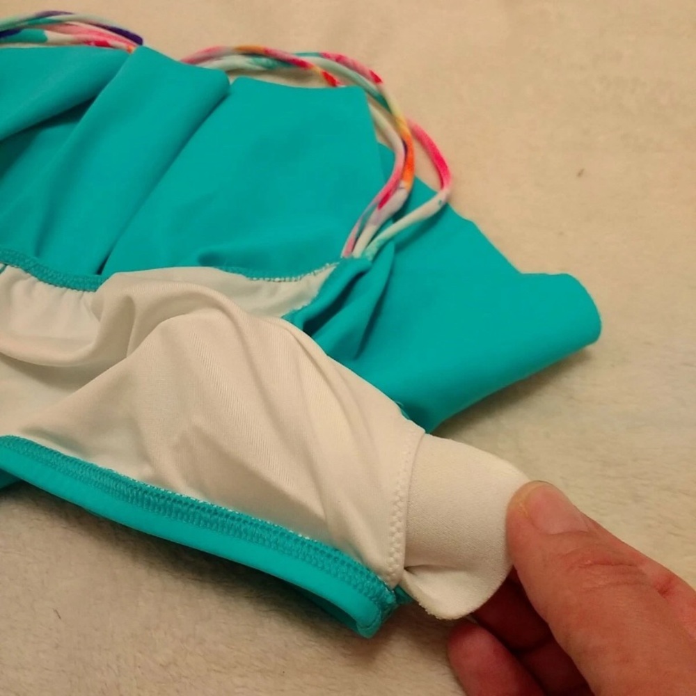 Victoria's Secret Multicolor Ruffle Macrame Back Bikini - Picture 10 of 12